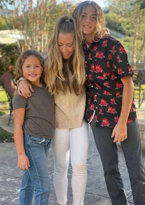 kendra wilkinson kids|kendra wilkinson's kids today.